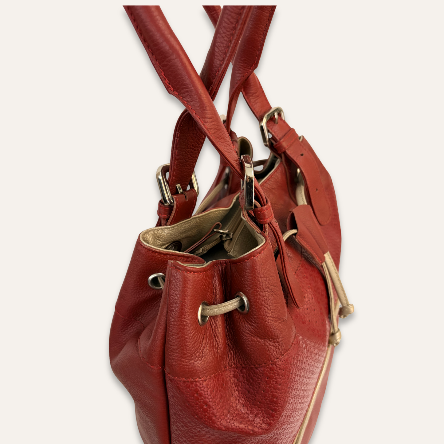 Bolso rojo cordones