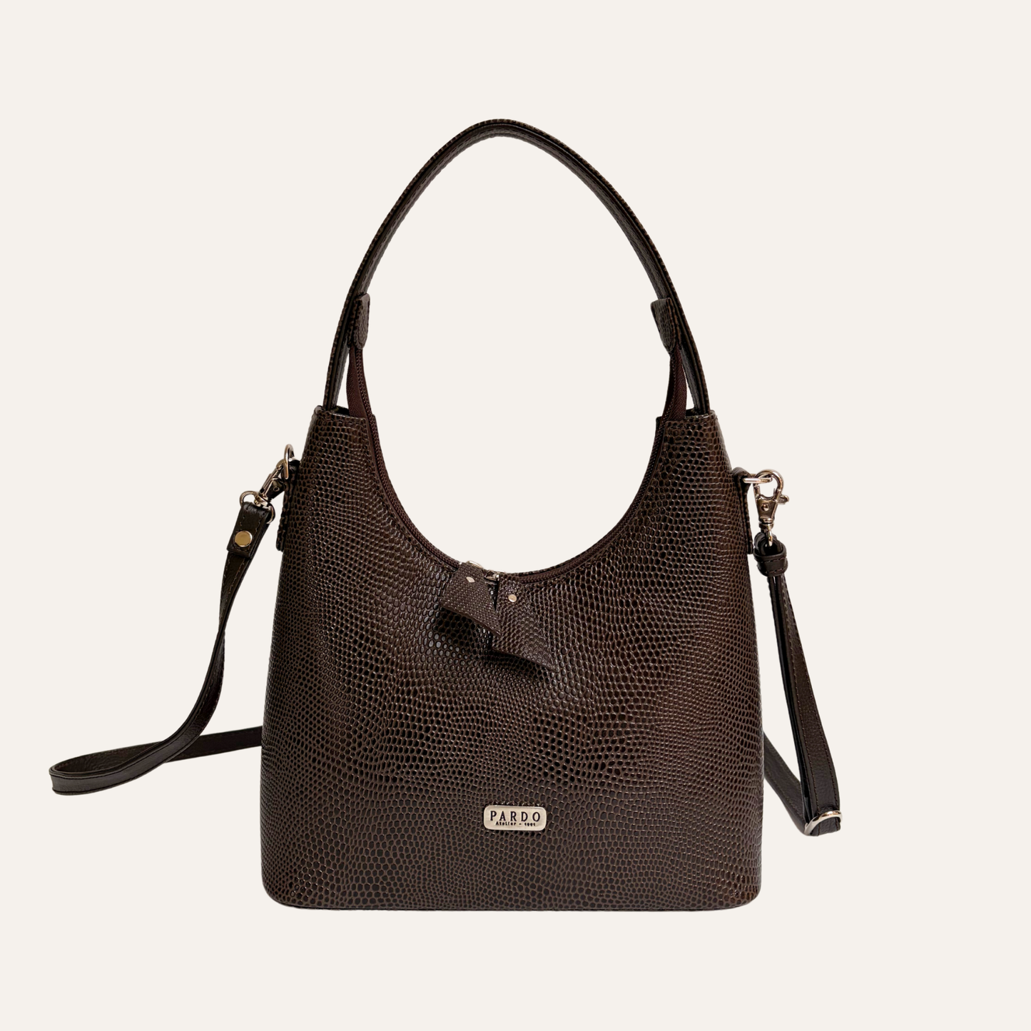 Cartera mediana cafe oscuro