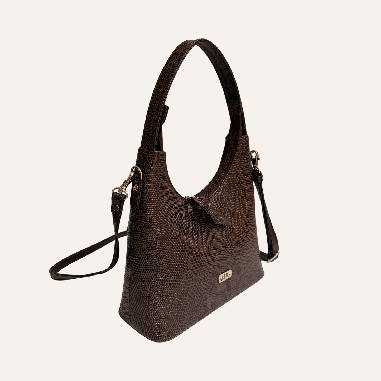 Cartera mediana cafe oscuro