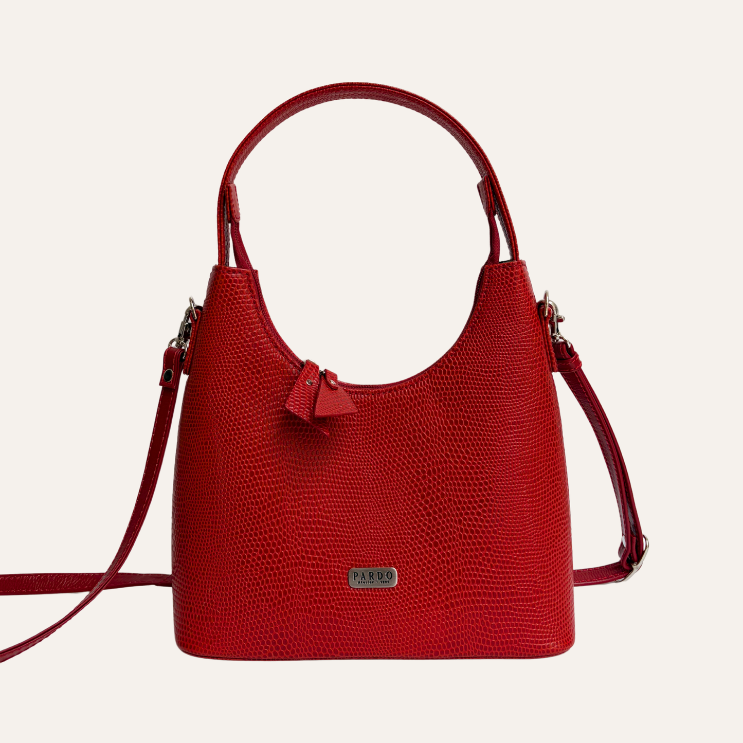 Cartera mediana clasica roja