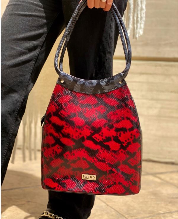 Bolso hobo snake rojo