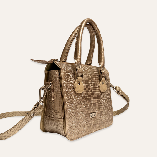 Cartera compartimientos dorado grabado