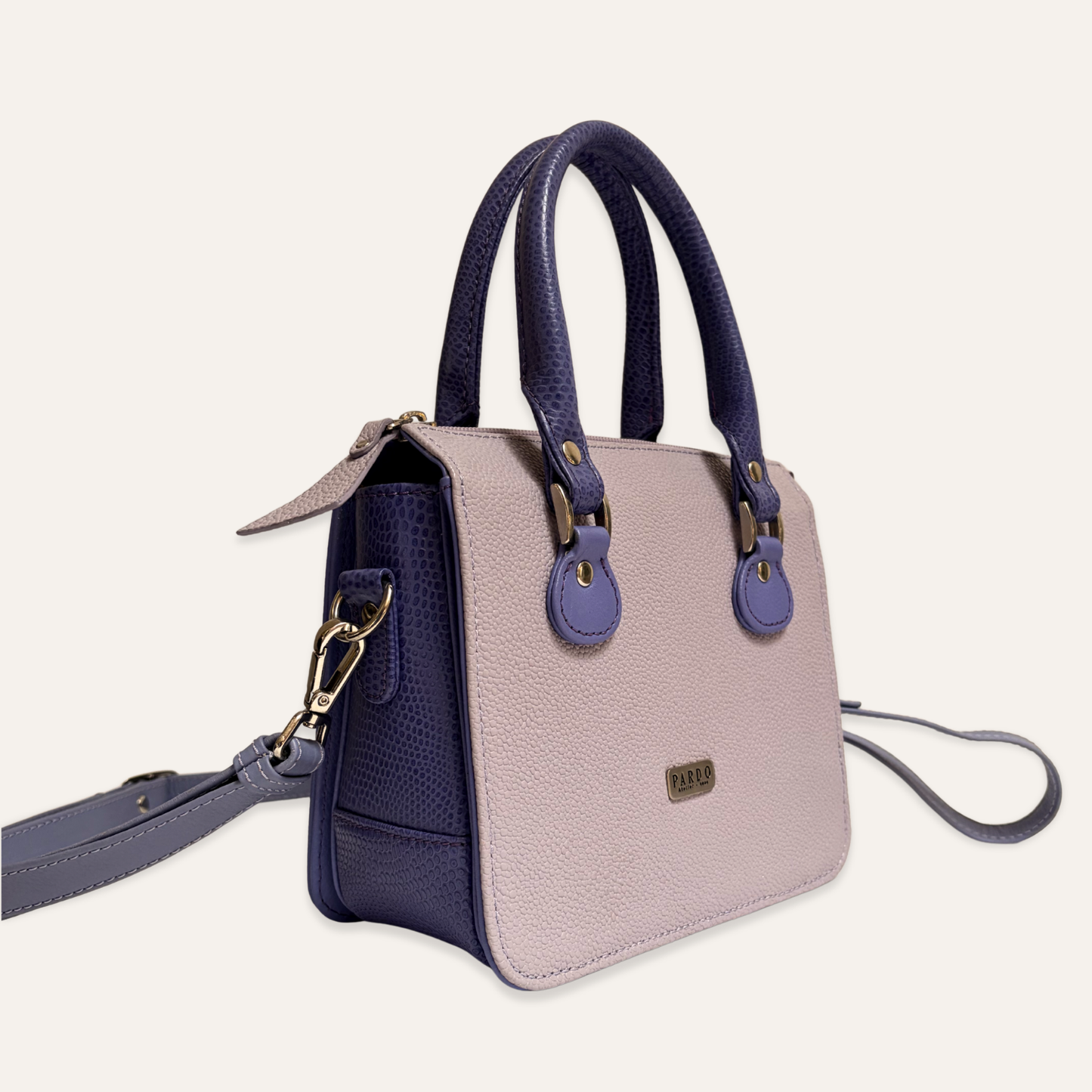 Cartera compartimientos lila