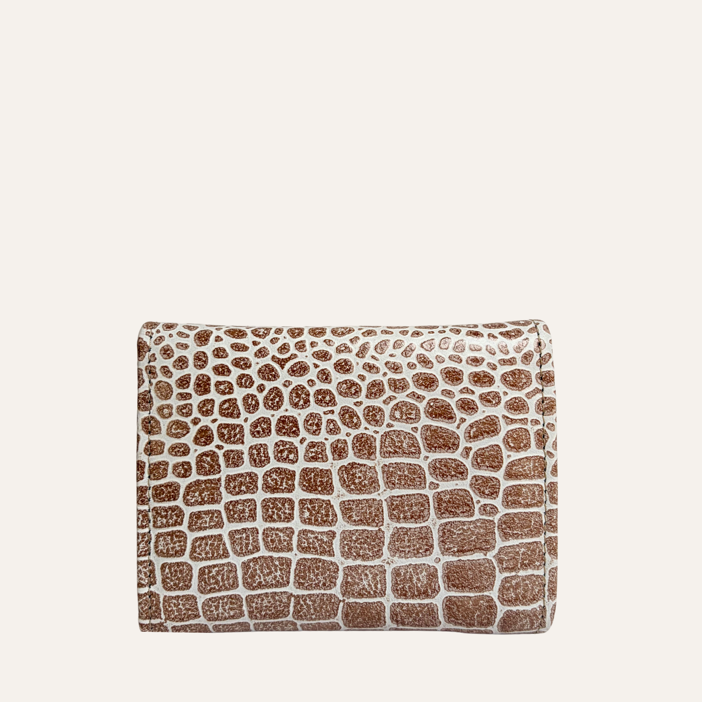 Billetera pequeña beige con cafe