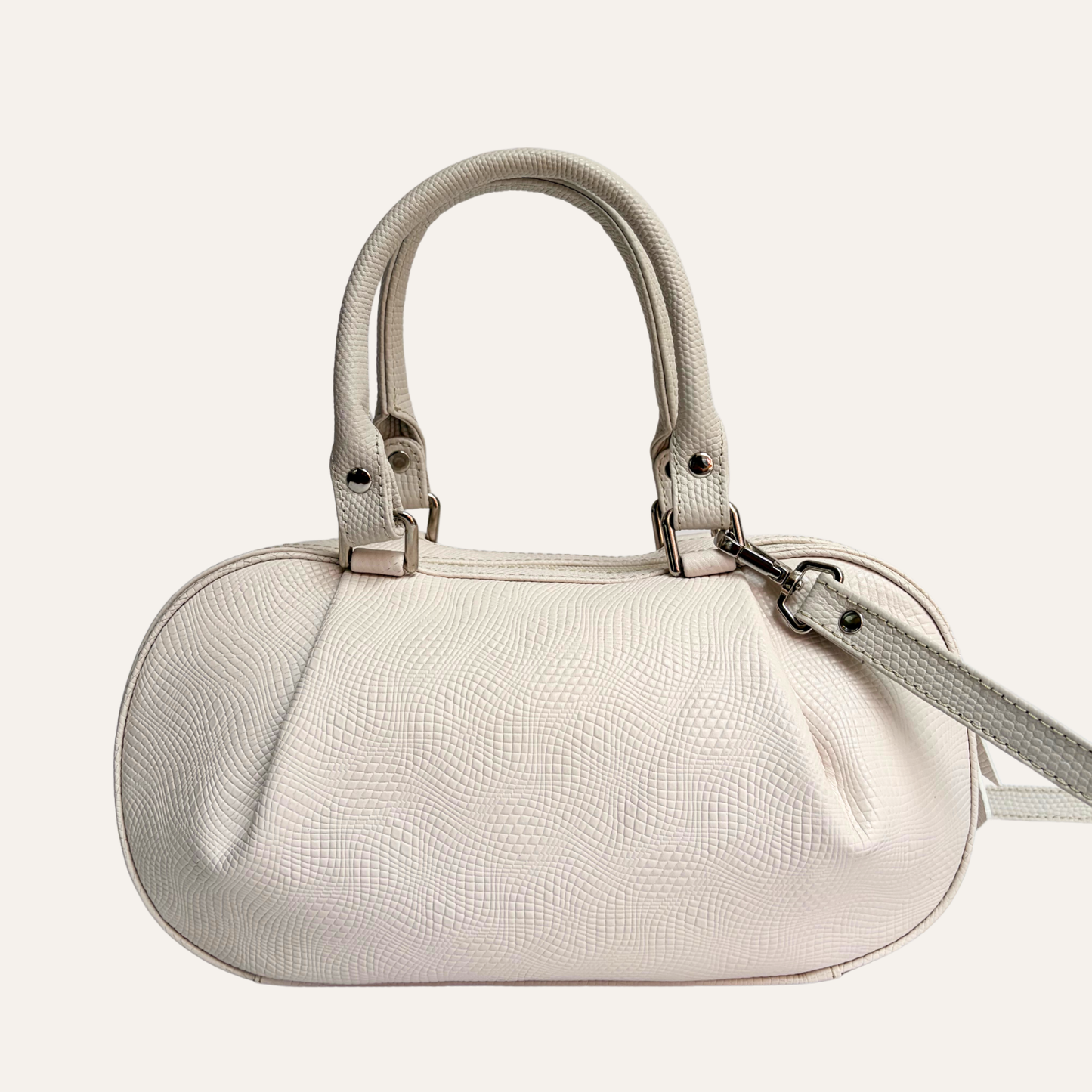 Baul abombado beige