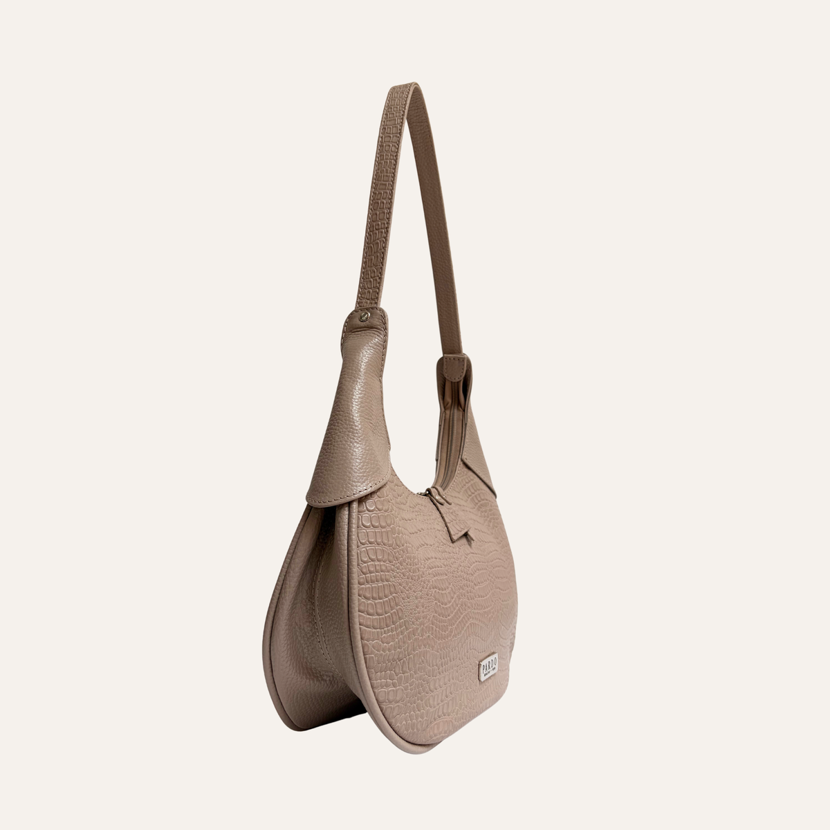 Hobo hombro en cuero beige