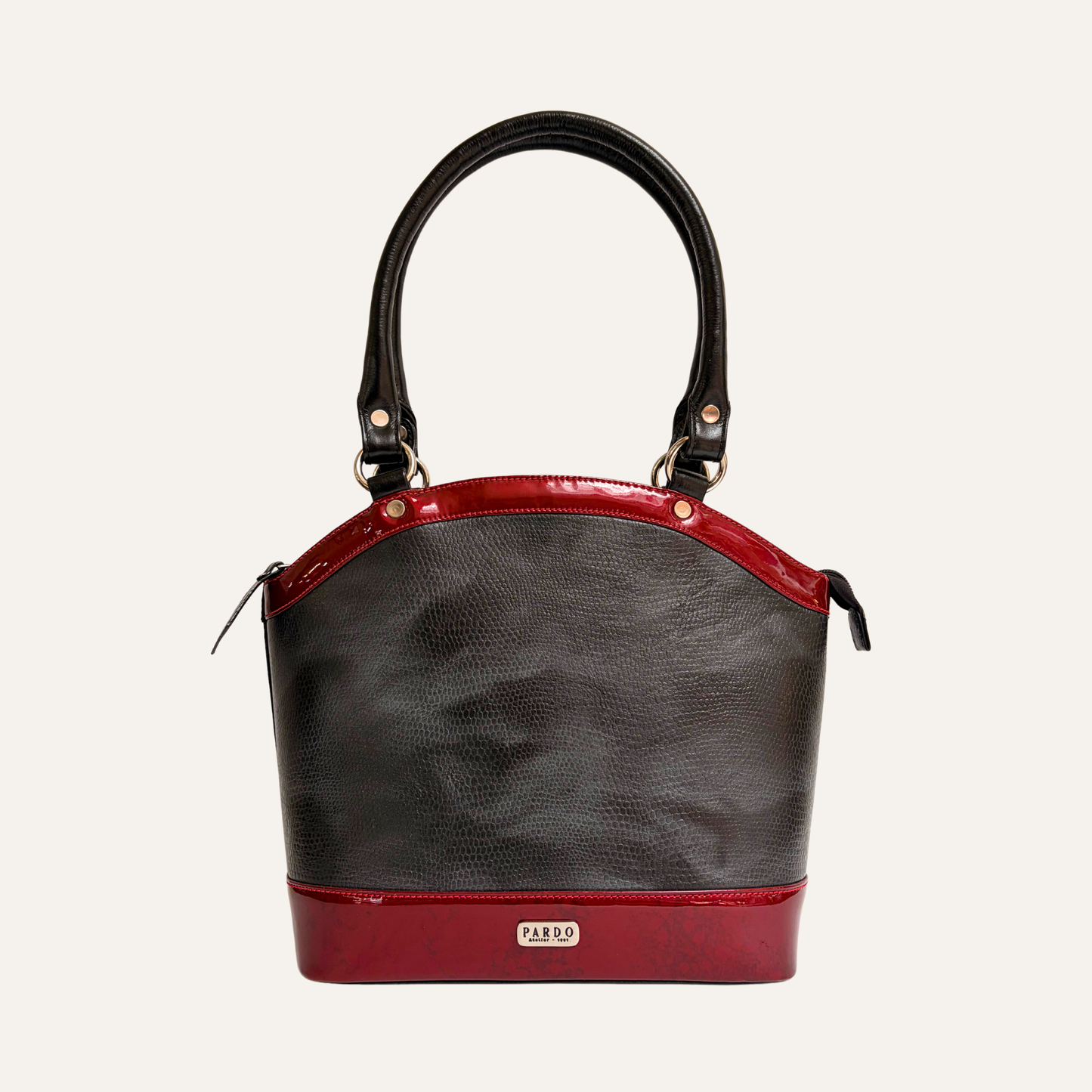 Bolso ejecutivo arco mediano negro
