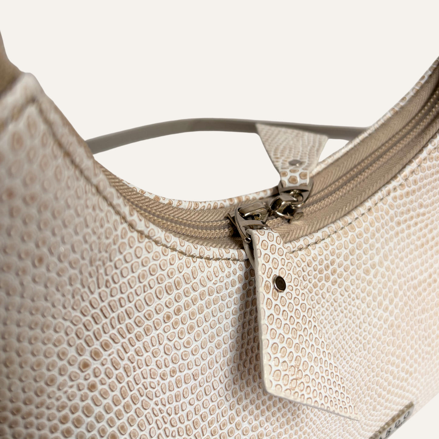 Cartera serena beige