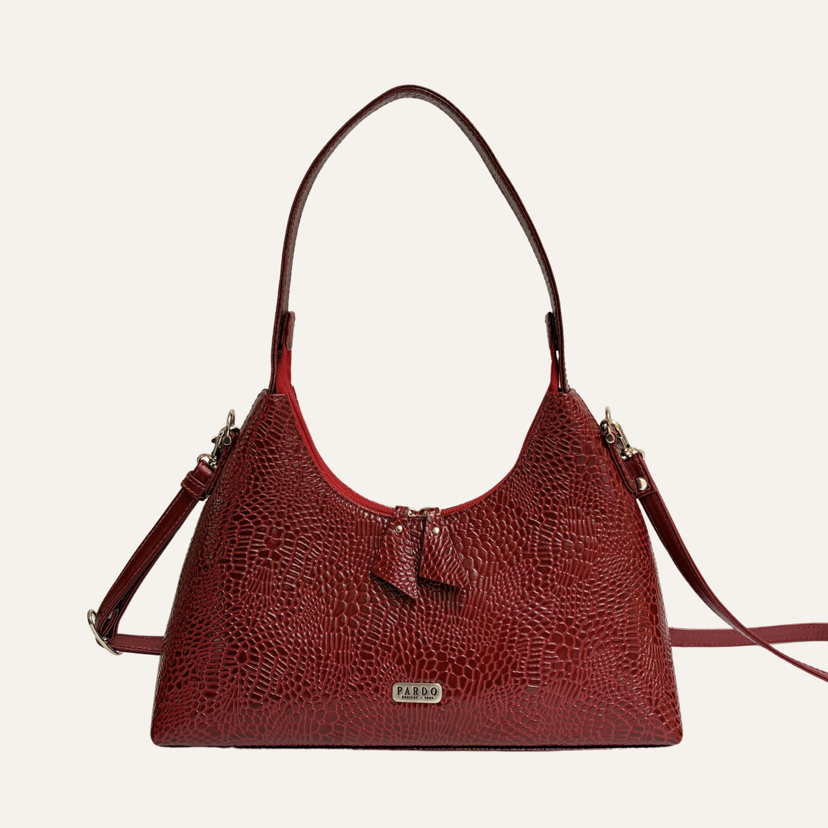 Cartera serena en cuero vinotinto carey