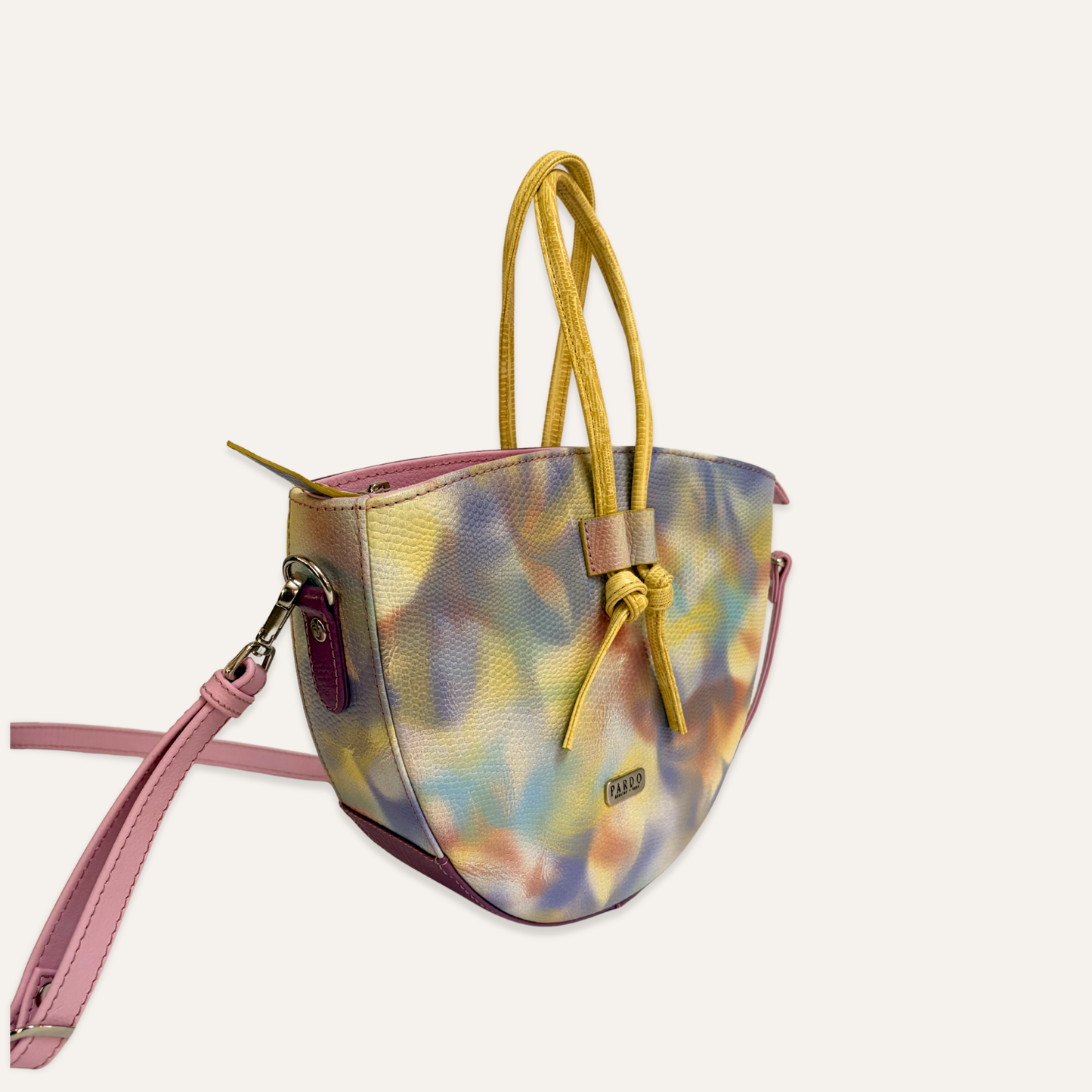 Cartera mediana de cordones lila camuflado