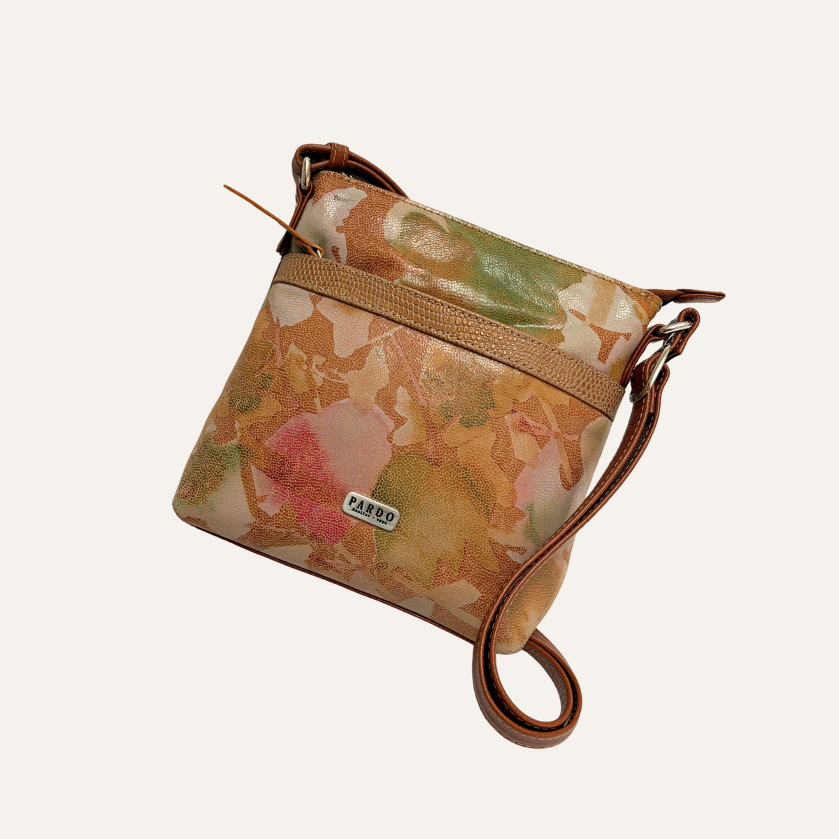 Manos libres con bolsillo frontal en miel en flores