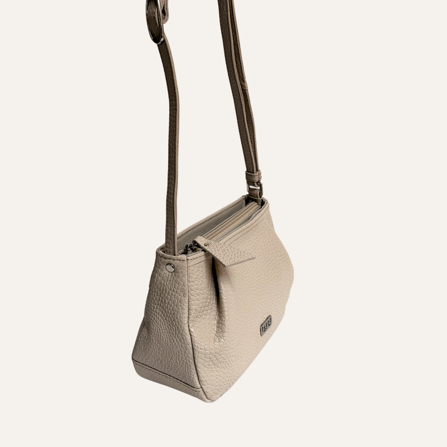 Manos libres mini plisado beige
