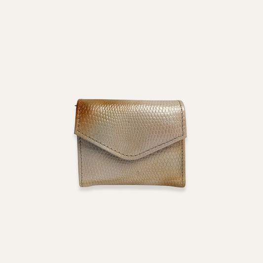 Monedero y mini billetera beige perlada