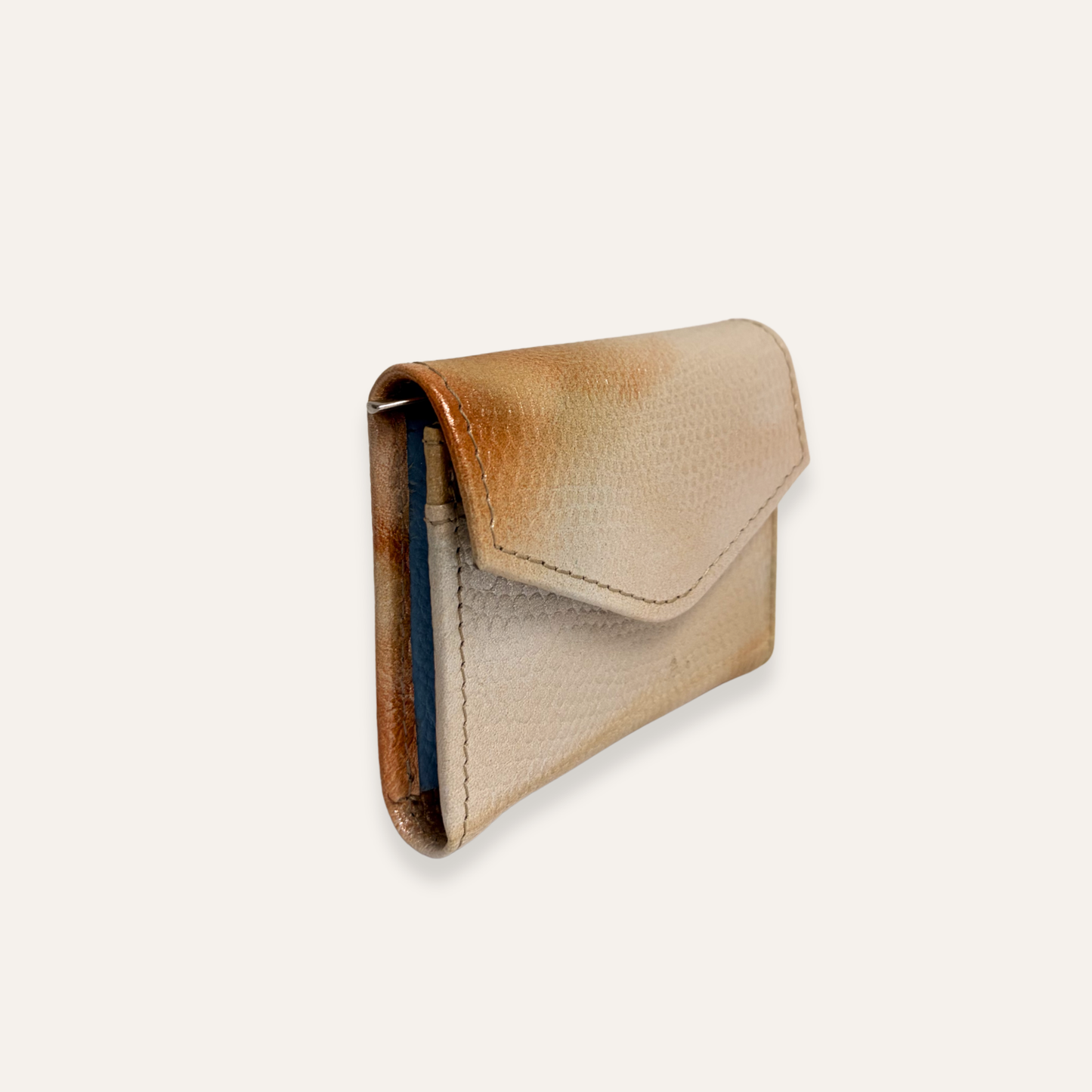 Monedero y mini billetera beige perlada