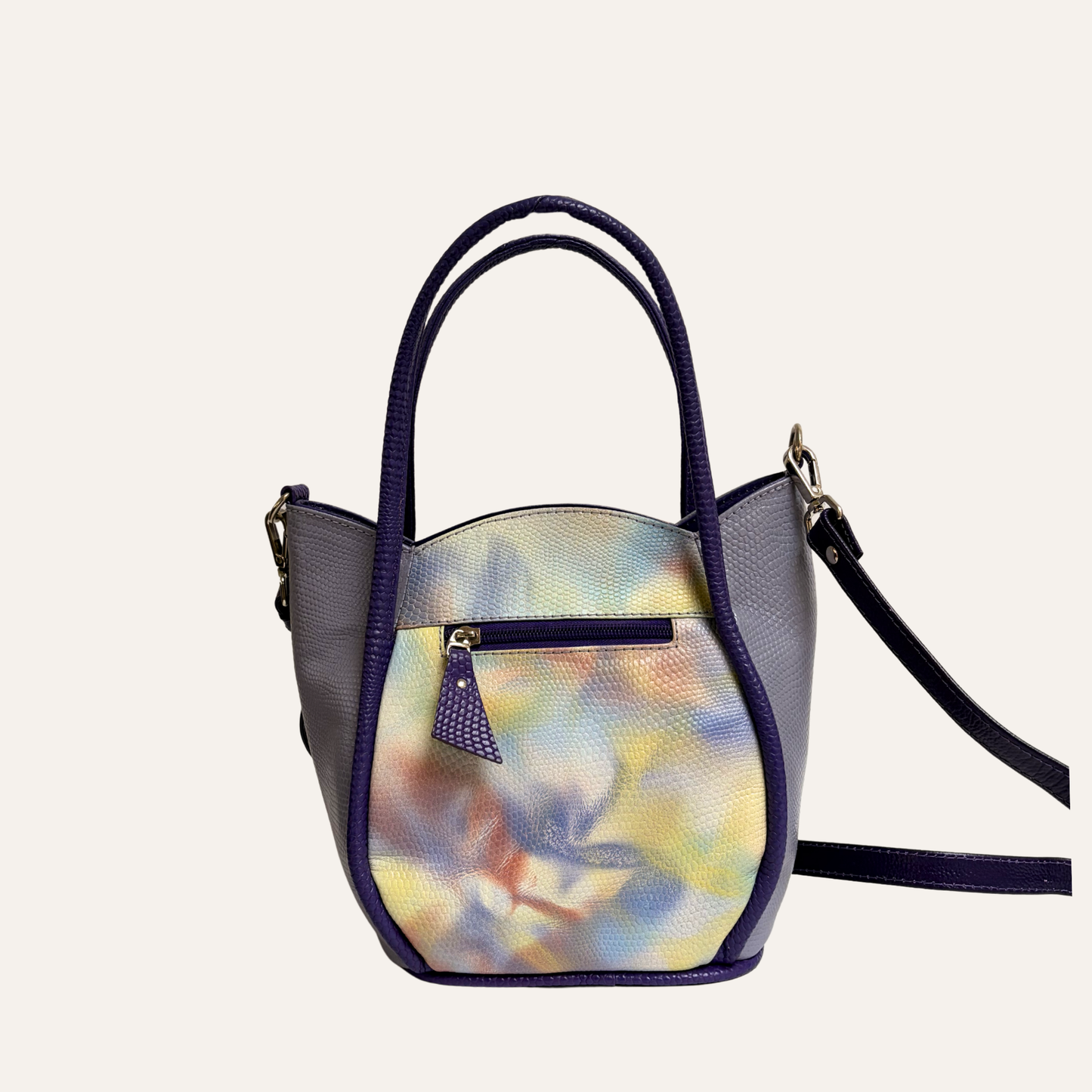 Cartera petalos lila