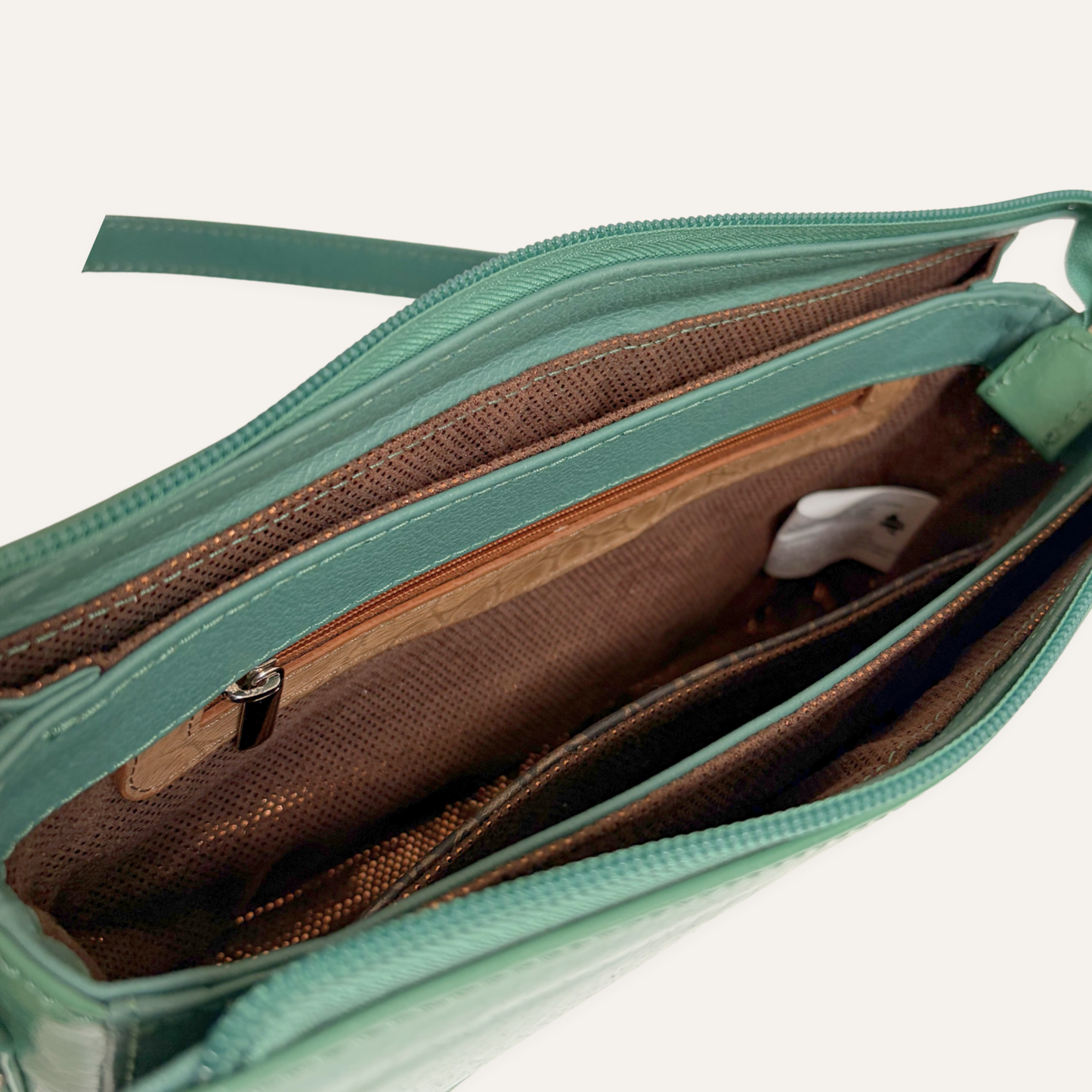 Cartera crossbody multiusos lila marmolado