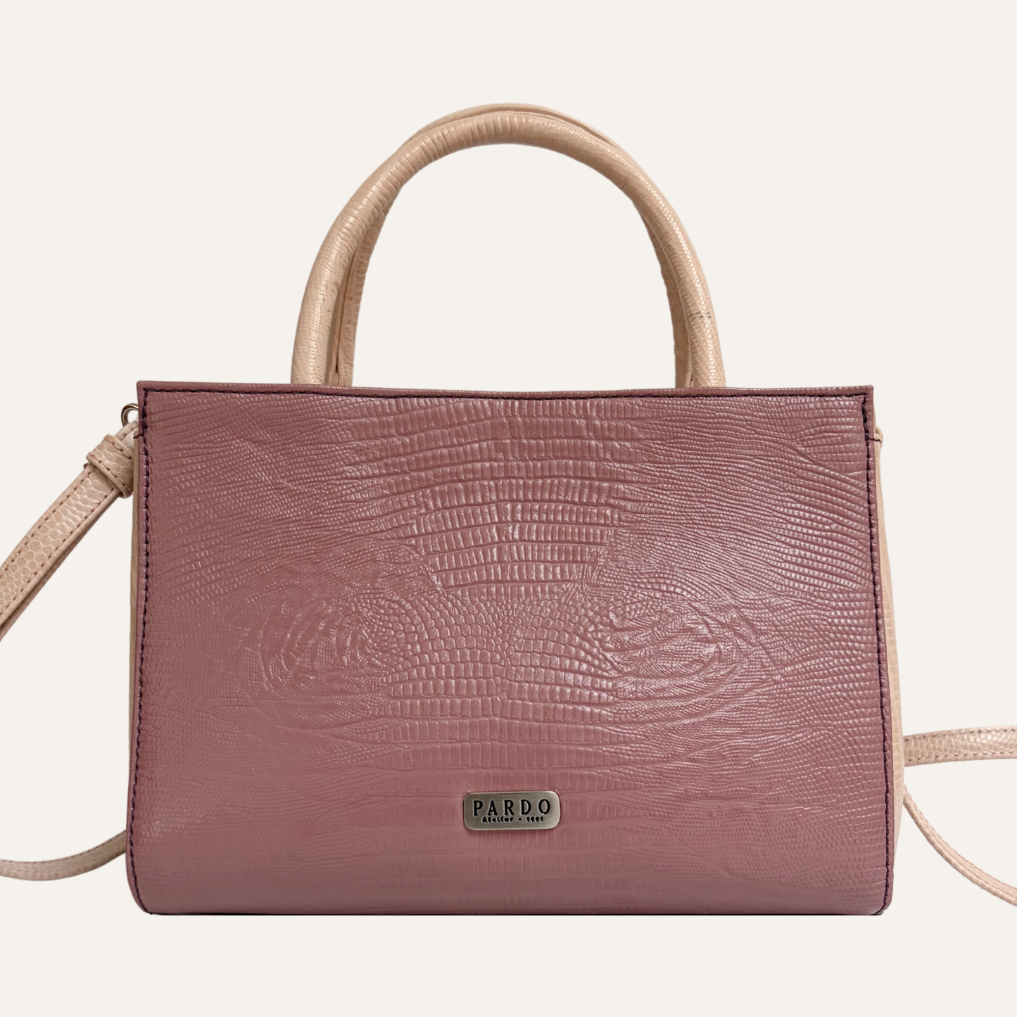 Cartera clasica estucturada rosa