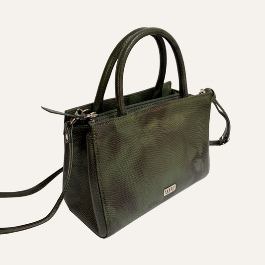 Cartera clasica estucturada verde