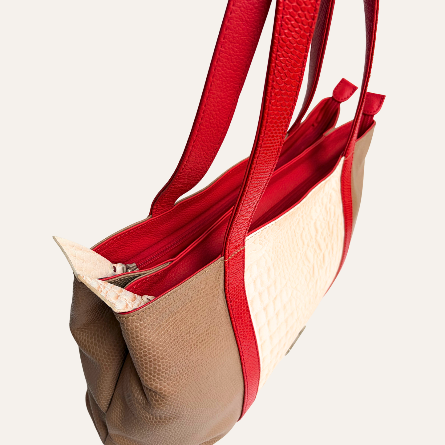 Tote mediano franjas rojas