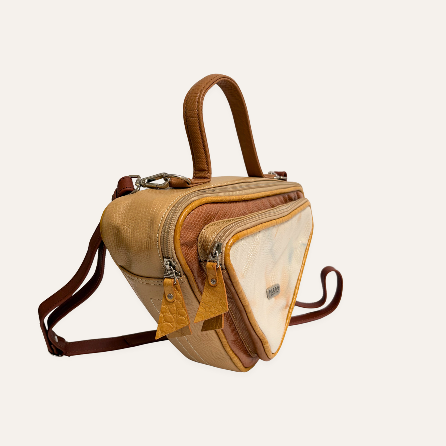 Cartera triangular miel marmolado