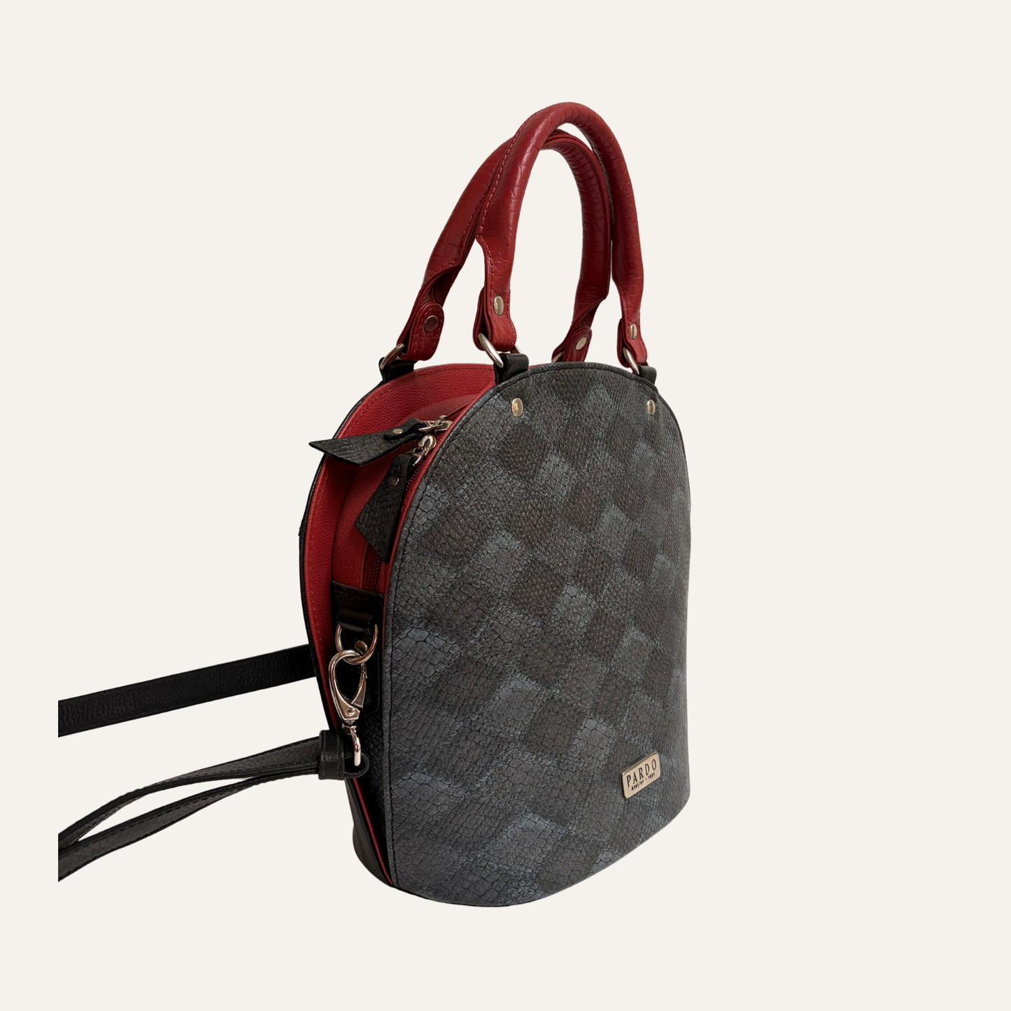 Cartera arco negro con rojo